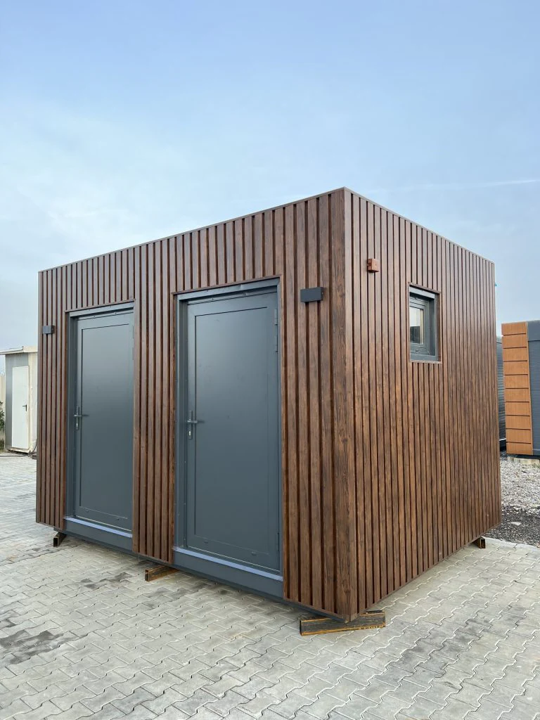 Conteneur sanitaire avec douche et WC séparés